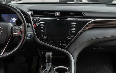 Toyota Camry, 2020 год, 2 890 000 рублей, 14 фотография