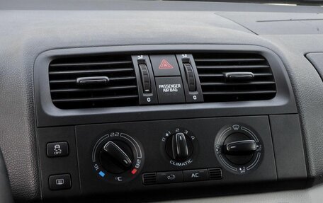 Skoda Fabia II, 2010 год, 650 000 рублей, 15 фотография