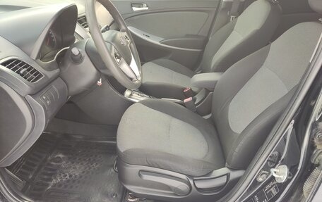 Hyundai Solaris II рестайлинг, 2014 год, 900 000 рублей, 8 фотография