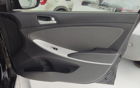 Hyundai Solaris II рестайлинг, 2014 год, 900 000 рублей, 16 фотография