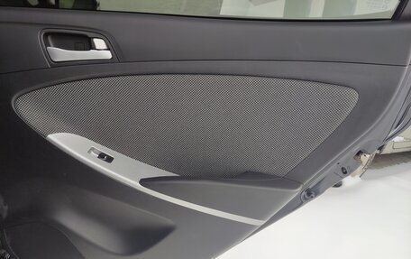 Hyundai Solaris II рестайлинг, 2014 год, 900 000 рублей, 17 фотография