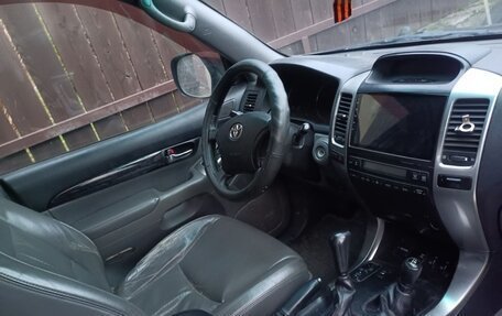 Toyota Land Cruiser Prado 120 рестайлинг, 2007 год, 1 100 000 рублей, 10 фотография