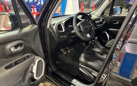 Jeep Renegade I рестайлинг, 2018 год, 1 300 000 рублей, 9 фотография