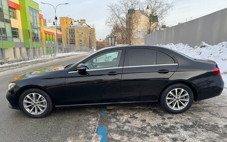 Mercedes-Benz E-Класс, 2020 год, 3 150 000 рублей, 8 фотография