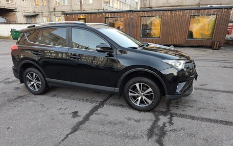Toyota RAV4, 2017 год, 2 690 000 рублей, 3 фотография