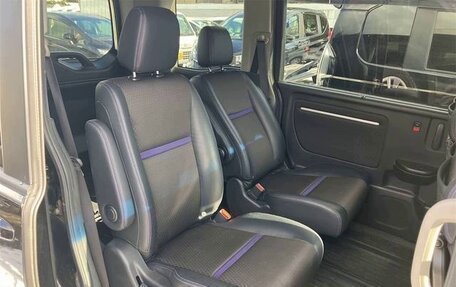 Honda Stepwgn IV, 2021 год, 15 фотография