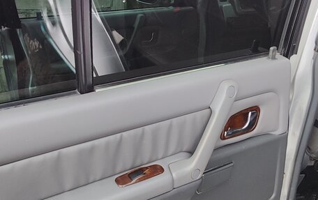 Mitsubishi Pajero III рестайлинг, 2000 год, 1 370 000 рублей, 1 фотография