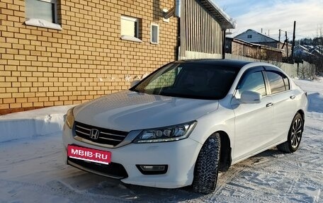 Honda Accord IX рестайлинг, 2013 год, 1 235 000 рублей, 1 фотография