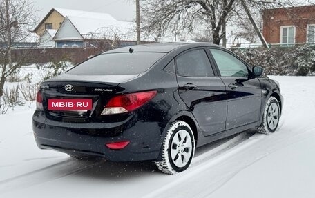 Hyundai Solaris II рестайлинг, 2013 год, 735 000 рублей, 3 фотография