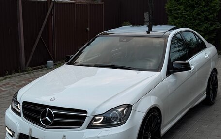 Mercedes-Benz C-Класс, 2014 год, 1 290 000 рублей, 2 фотография