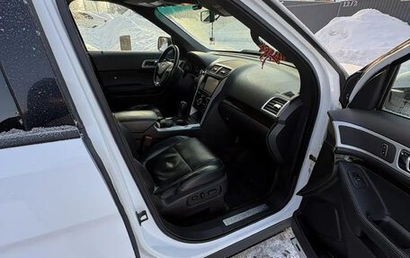 Ford Explorer VI, 2013 год, 1 999 999 рублей, 17 фотография