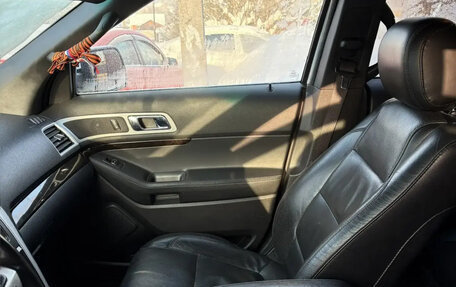 Ford Explorer VI, 2013 год, 1 999 999 рублей, 25 фотография