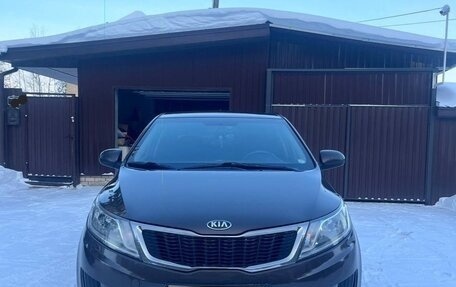 KIA Rio III рестайлинг, 2015 год, 869 000 рублей, 3 фотография