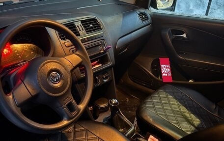Volkswagen Polo VI (EU Market), 2012 год, 610 000 рублей, 11 фотография