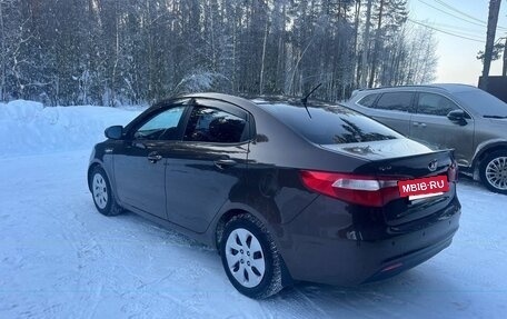 KIA Rio III рестайлинг, 2015 год, 869 000 рублей, 6 фотография