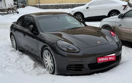 Porsche Panamera II рестайлинг, 2015 год, 3 725 000 рублей, 2 фотография