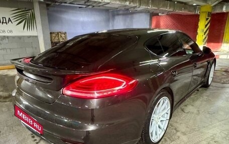 Porsche Panamera II рестайлинг, 2015 год, 3 725 000 рублей, 23 фотография