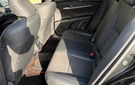 Toyota Camry, 2024 год, 3 750 000 рублей, 8 фотография