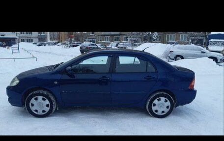 Toyota Corolla, 2004 год, 380 000 рублей, 3 фотография