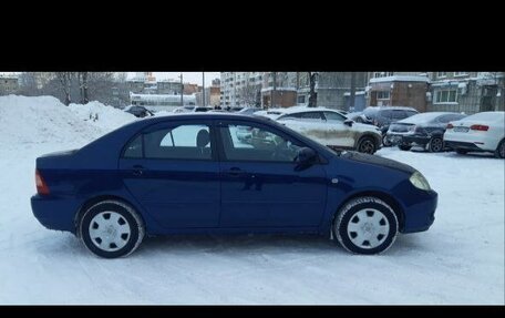 Toyota Corolla, 2004 год, 380 000 рублей, 4 фотография