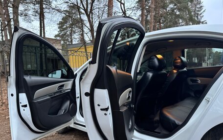 Chevrolet Cruze II, 2011 год, 750 000 рублей, 8 фотография