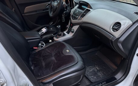 Chevrolet Cruze II, 2011 год, 750 000 рублей, 18 фотография