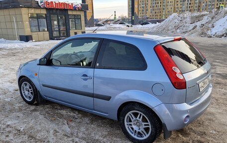 Ford Fiesta, 2006 год, 390 000 рублей, 4 фотография