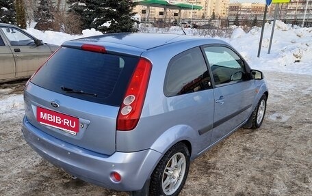 Ford Fiesta, 2006 год, 390 000 рублей, 3 фотография