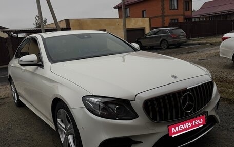 Mercedes-Benz E-Класс, 2017 год, 3 100 000 рублей, 2 фотография