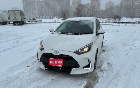 Toyota Yaris, 2020 год, 1 400 000 рублей, 3 фотография