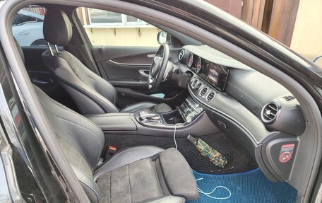 Mercedes-Benz E-Класс, 2017 год, 2 000 000 рублей, 6 фотография