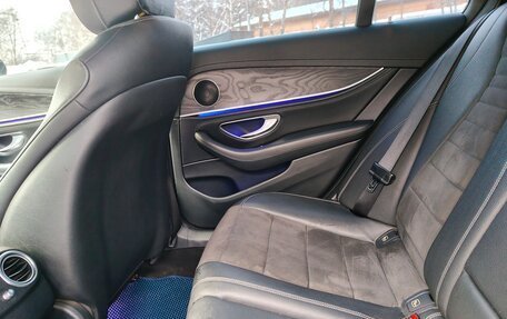 Mercedes-Benz E-Класс, 2017 год, 2 000 000 рублей, 9 фотография