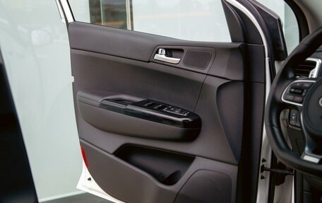 KIA Sportage IV рестайлинг, 2018 год, 1 855 000 рублей, 12 фотография