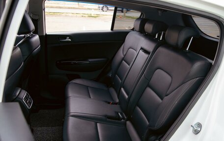 KIA Sportage IV рестайлинг, 2018 год, 1 855 000 рублей, 18 фотография