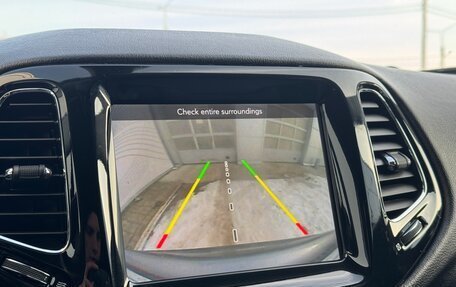 Jeep Compass II, 2018 год, 1 950 000 рублей, 18 фотография