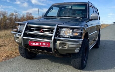 Mitsubishi Pajero III рестайлинг, 1998 год, 570 000 рублей, 1 фотография