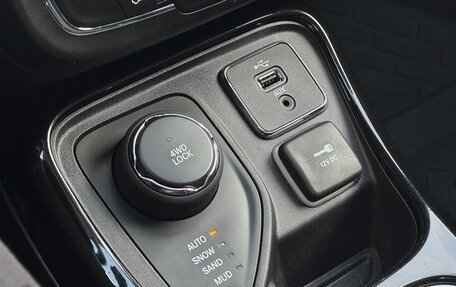 Jeep Compass II, 2018 год, 1 950 000 рублей, 22 фотография