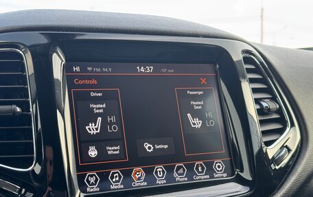 Jeep Compass II, 2018 год, 1 950 000 рублей, 19 фотография