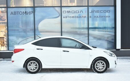 Hyundai Solaris II рестайлинг, 2013 год, 830 000 рублей, 4 фотография