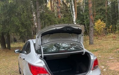 Hyundai Solaris II рестайлинг, 2015 год, 820 000 рублей, 1 фотография