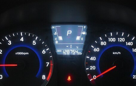 Hyundai Solaris II рестайлинг, 2013 год, 830 000 рублей, 13 фотография