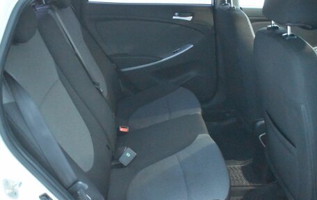 Hyundai Solaris II рестайлинг, 2013 год, 830 000 рублей, 11 фотография