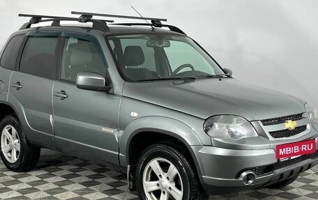 Chevrolet Niva I рестайлинг, 2017 год, 795 000 рублей, 3 фотография