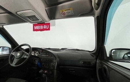 Chevrolet Niva I рестайлинг, 2017 год, 795 000 рублей, 9 фотография