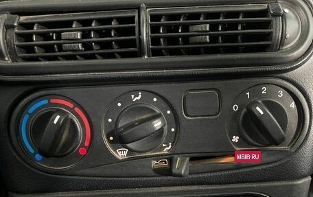 Chevrolet Niva I рестайлинг, 2017 год, 795 000 рублей, 12 фотография