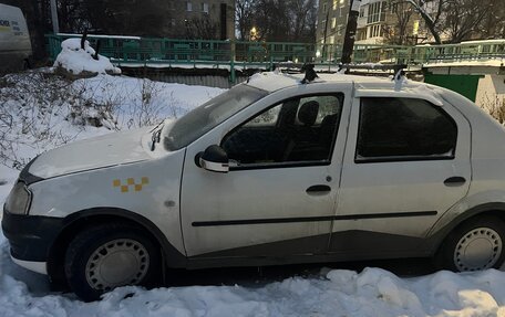 Renault Logan I, 2011 год, 300 000 рублей, 3 фотография