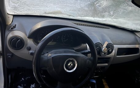 Renault Logan I, 2011 год, 300 000 рублей, 4 фотография