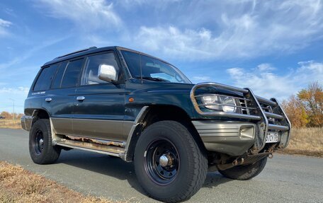 Mitsubishi Pajero III рестайлинг, 1998 год, 570 000 рублей, 2 фотография