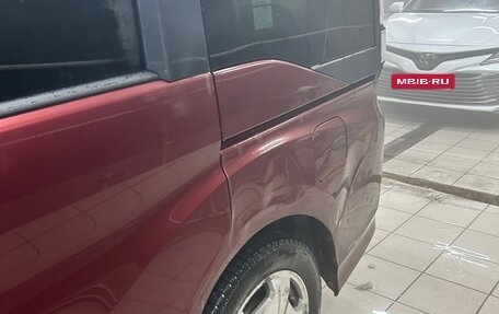 Honda Stepwgn IV, 2018 год, 2 000 000 рублей, 5 фотография