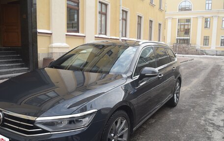 Volkswagen Passat B8 рестайлинг, 2020 год, 2 600 000 рублей, 6 фотография